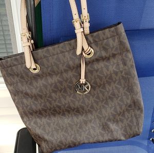 Michael Kors brown shoulder bag